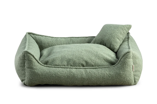 Green bouclé dog bed with shredded foam filling — Bear model, soft-touch fabric, easy to clean, and ideal for dogs of all sizes